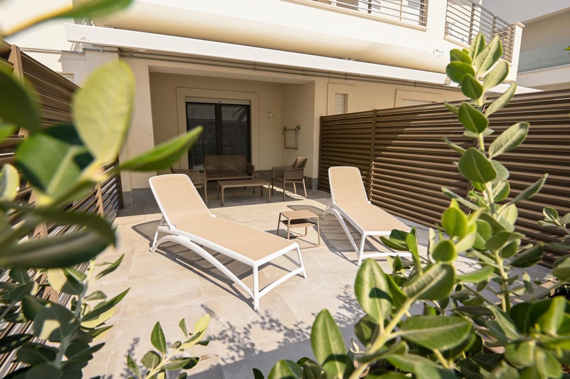 Agora Vieste Rooms & Apartments Bagian luar foto