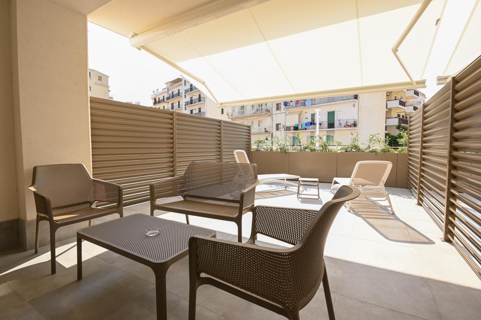 Agora Vieste Rooms & Apartments Bagian luar foto